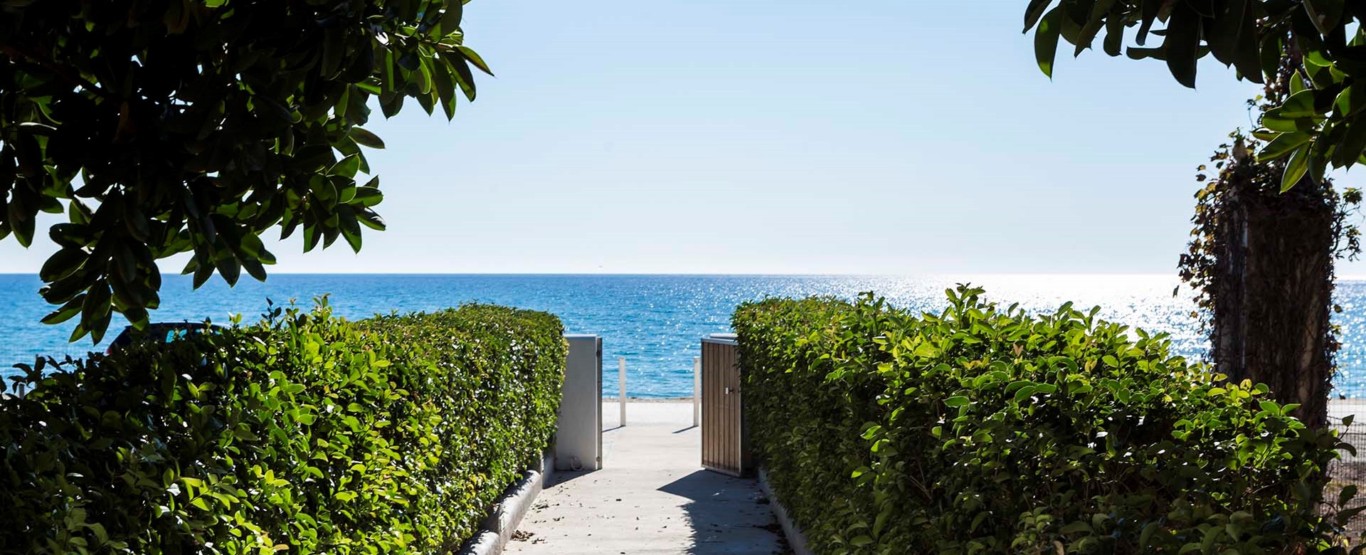 A short garden path from teh Beachfront Suites straight into the mediteranean sea at Lourdata, Kefalonia