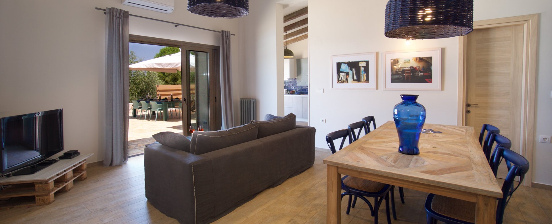 Lounge and dining space inside Villa Frydi, Karavomilos, Kefalonia, Greek Islands