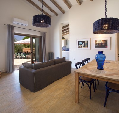 Lounge and dining space inside Villa Frydi, Karavomilos, Kefalonia, Greek Islands