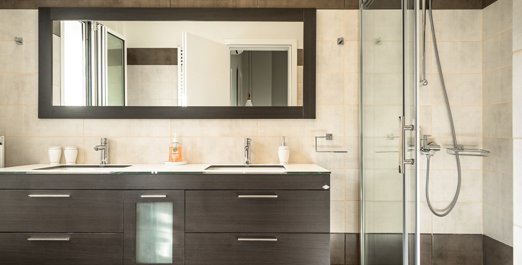 Luxurious 'His and hers' sinks plus standalone shower at Villa Gionis Fiscardo, Kefalonia, Greek Islands