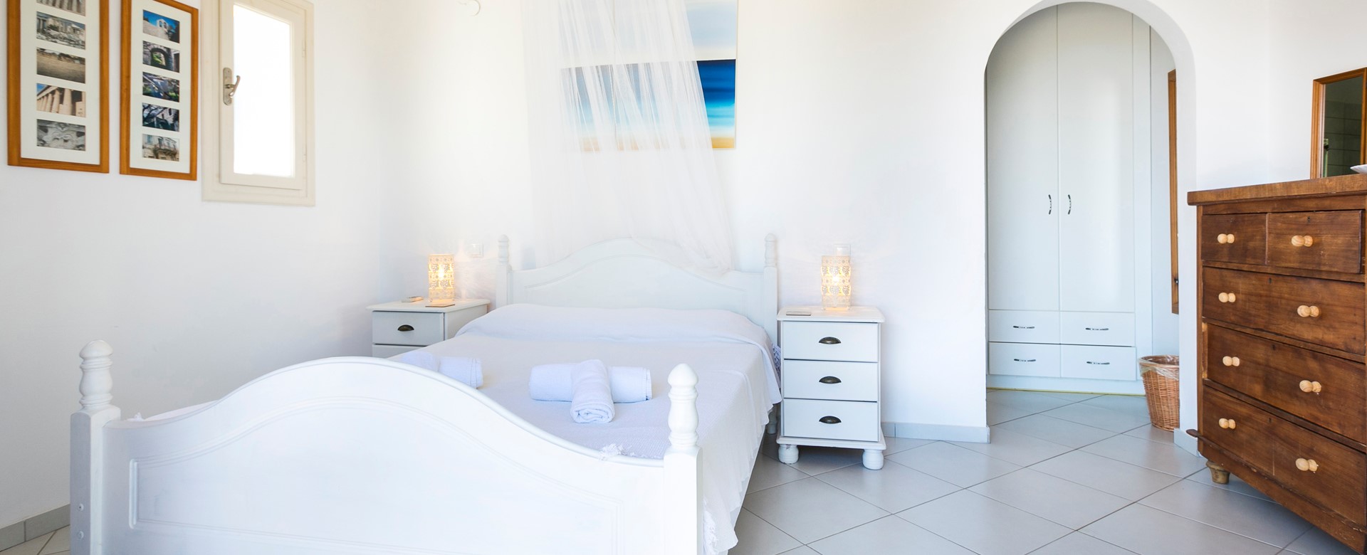 Bright stonewashed double bedroom at Villa Lithia, Fiscardo, Kefalonia, Greek Islands