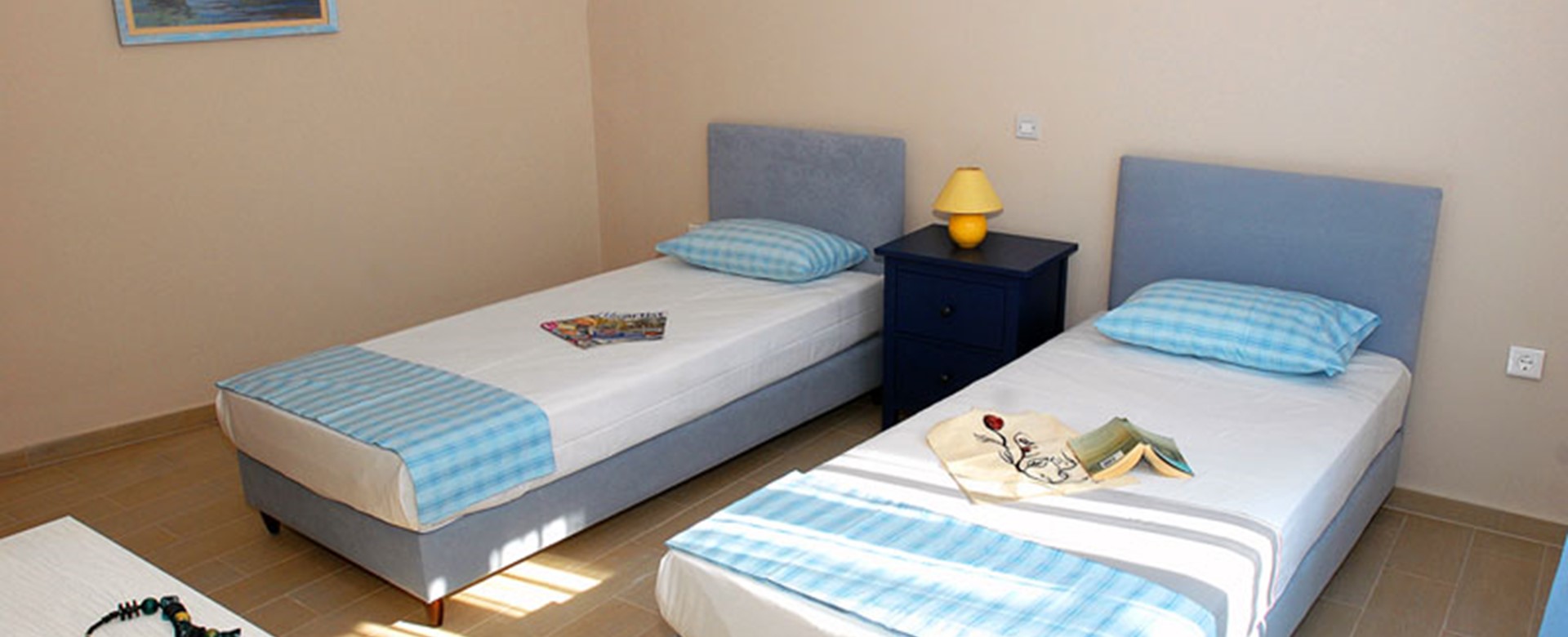 Bedroom with single beds inside Villa Panorama, Assos, Kefalonia