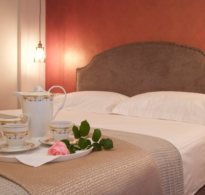 Every morning can be an easy start in bed during your holiday at Magnolia Apartments, Fiscardo, Kefalonia, Greek Islands