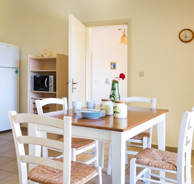 Breakfast together every morning of your family holiday to Villa Cypress, Fiscardo, Kefalonia, Greek Islands