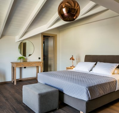 Large double bedroom with ensuite in Marina Penthouse Apartment, Argostoli, Kefalonia, Greek Islands